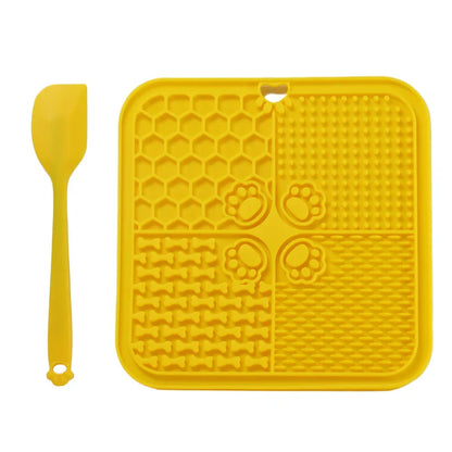 11 Colors Pet Slow Feeding Mat With Spatula Silicone Suction Cup Dog Cat Licking Mat Increase Eating Fun Slow Feeding