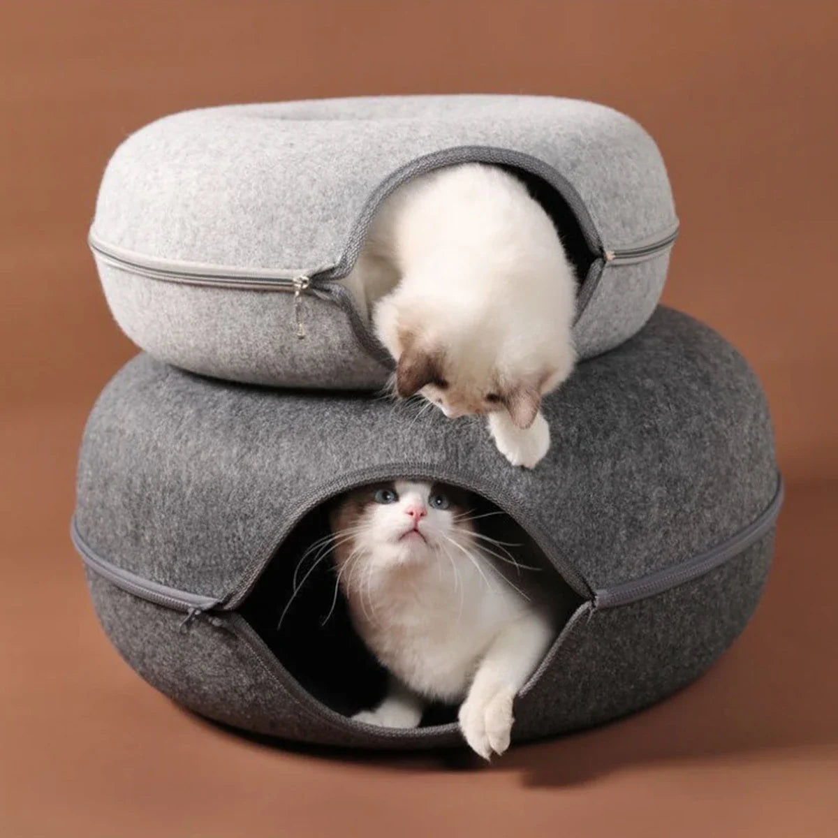 2-in-1 Felt Donut Cave Bed and Tunnel for Cats - view 4