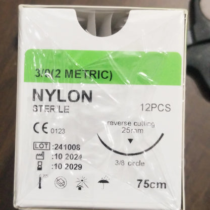 Pet animal absorbable suture, needle surgical suture, veterinary specific 2-0 suture, PGA 910 cat and dog suture