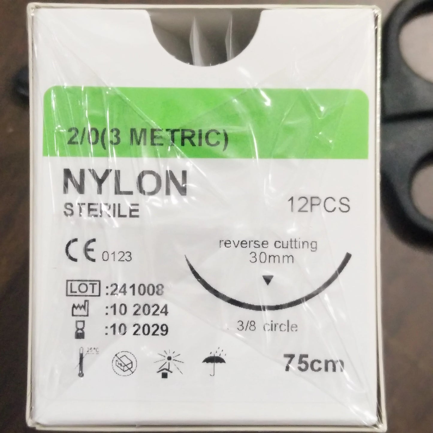 Pet animal absorbable suture, needle surgical suture, veterinary specific 2-0 suture, PGA 910 cat and dog suture