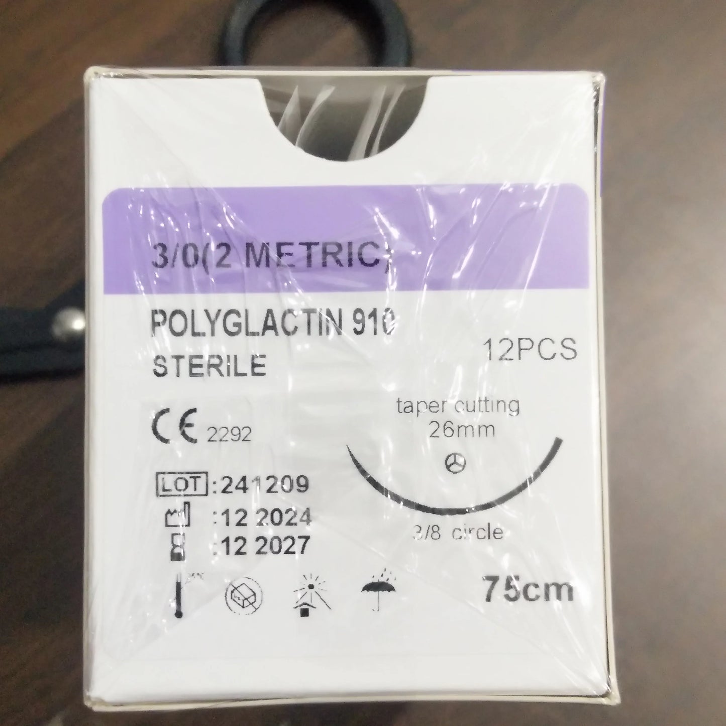 Pet animal absorbable suture, needle surgical suture, veterinary specific 2-0 suture, PGA 910 cat and dog suture